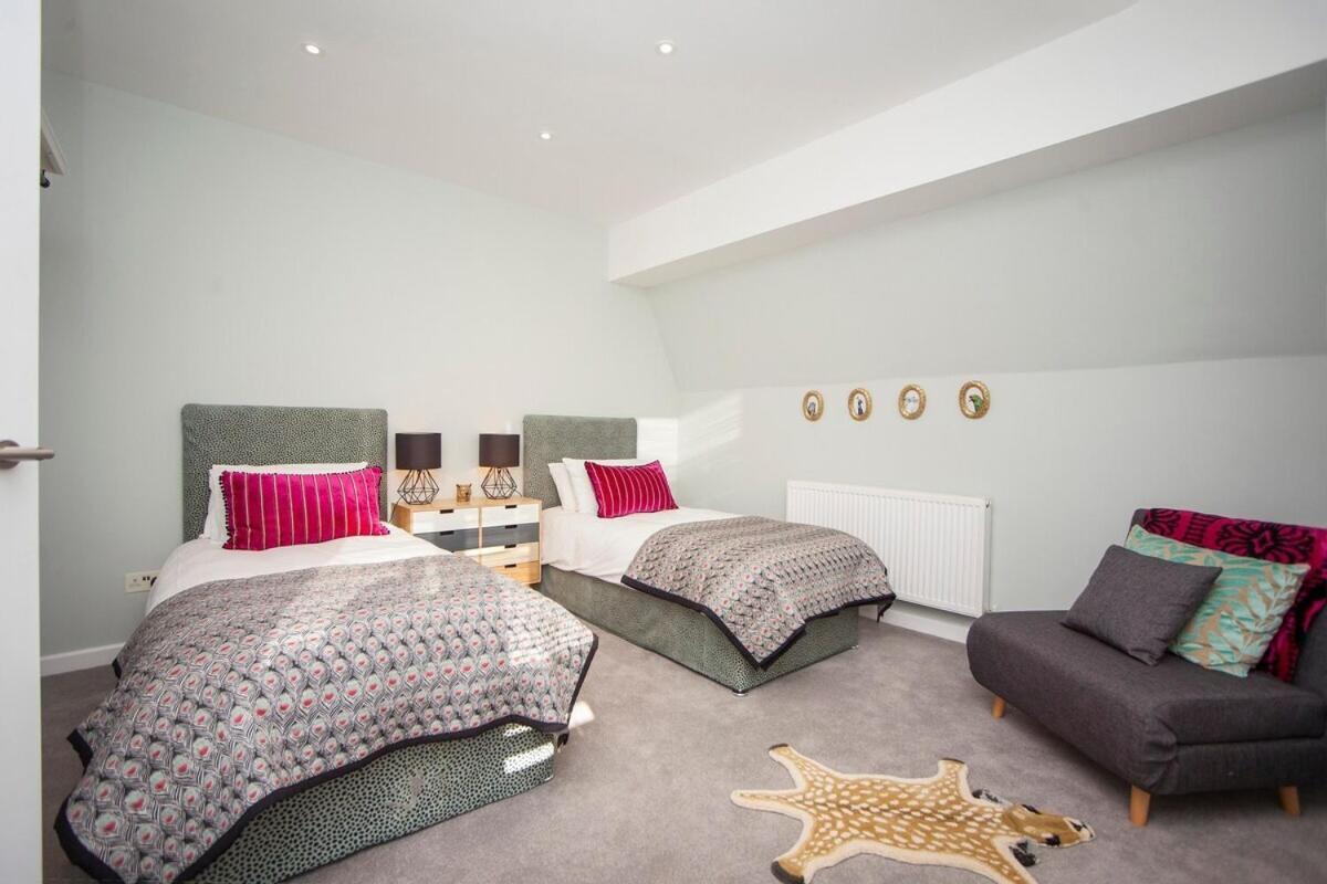 ※ Spacious Georgian Coach House & With Parking Bath Dış mekan fotoğraf