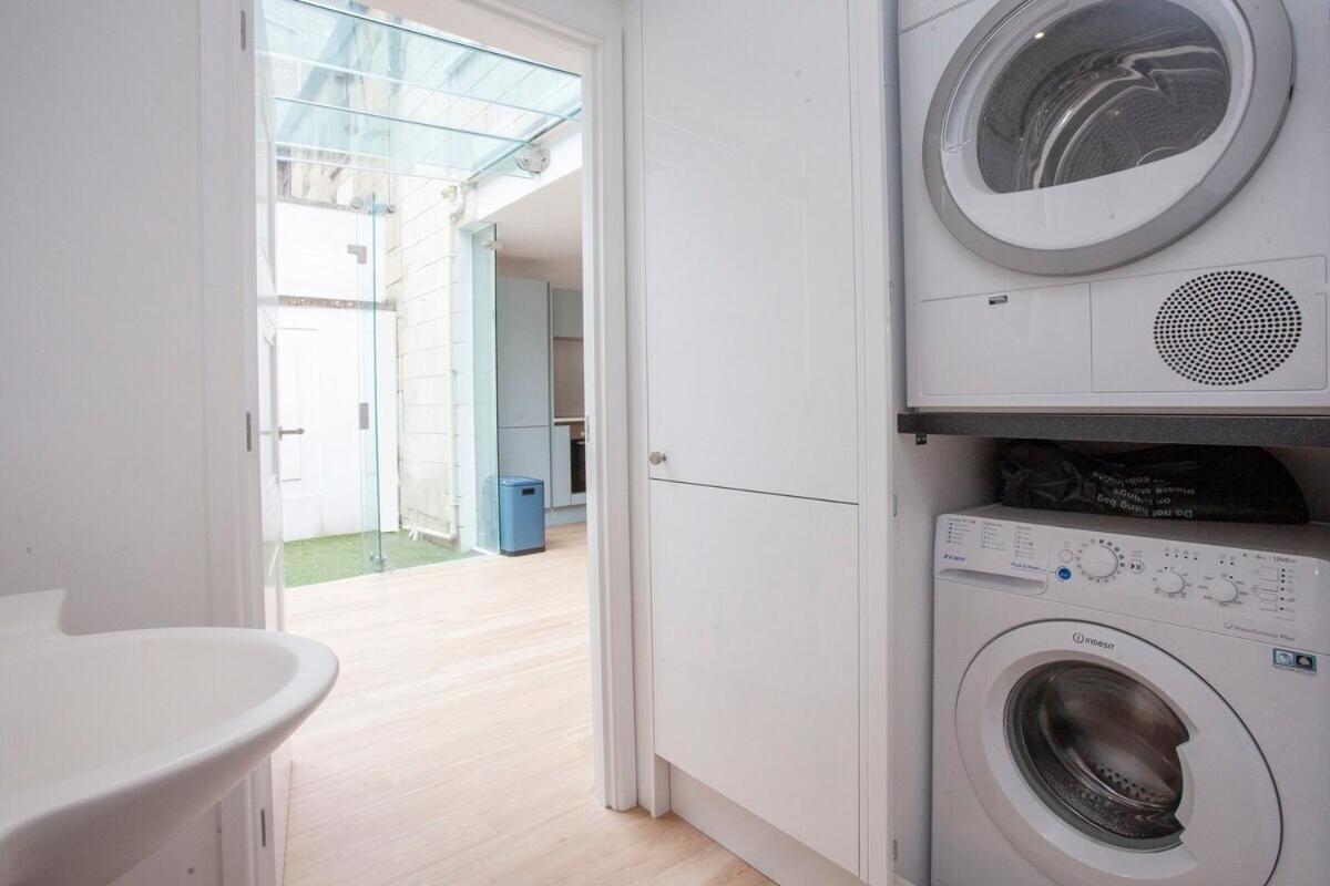 ※ Spacious Georgian Coach House & With Parking Bath Dış mekan fotoğraf